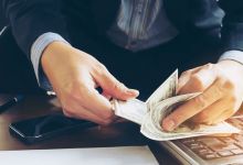 master-your-money:-10-essential-cash-flow-management-tips-for-small-business-owners
